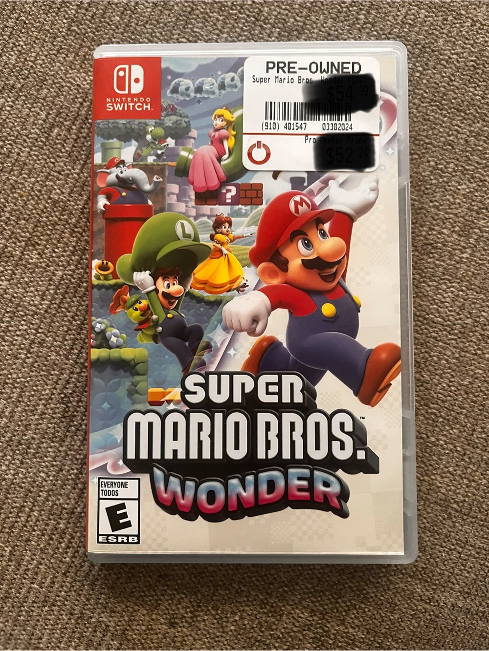 Nintendo Super Mario Bros. Wonder - Red, Green, Yellow Cover